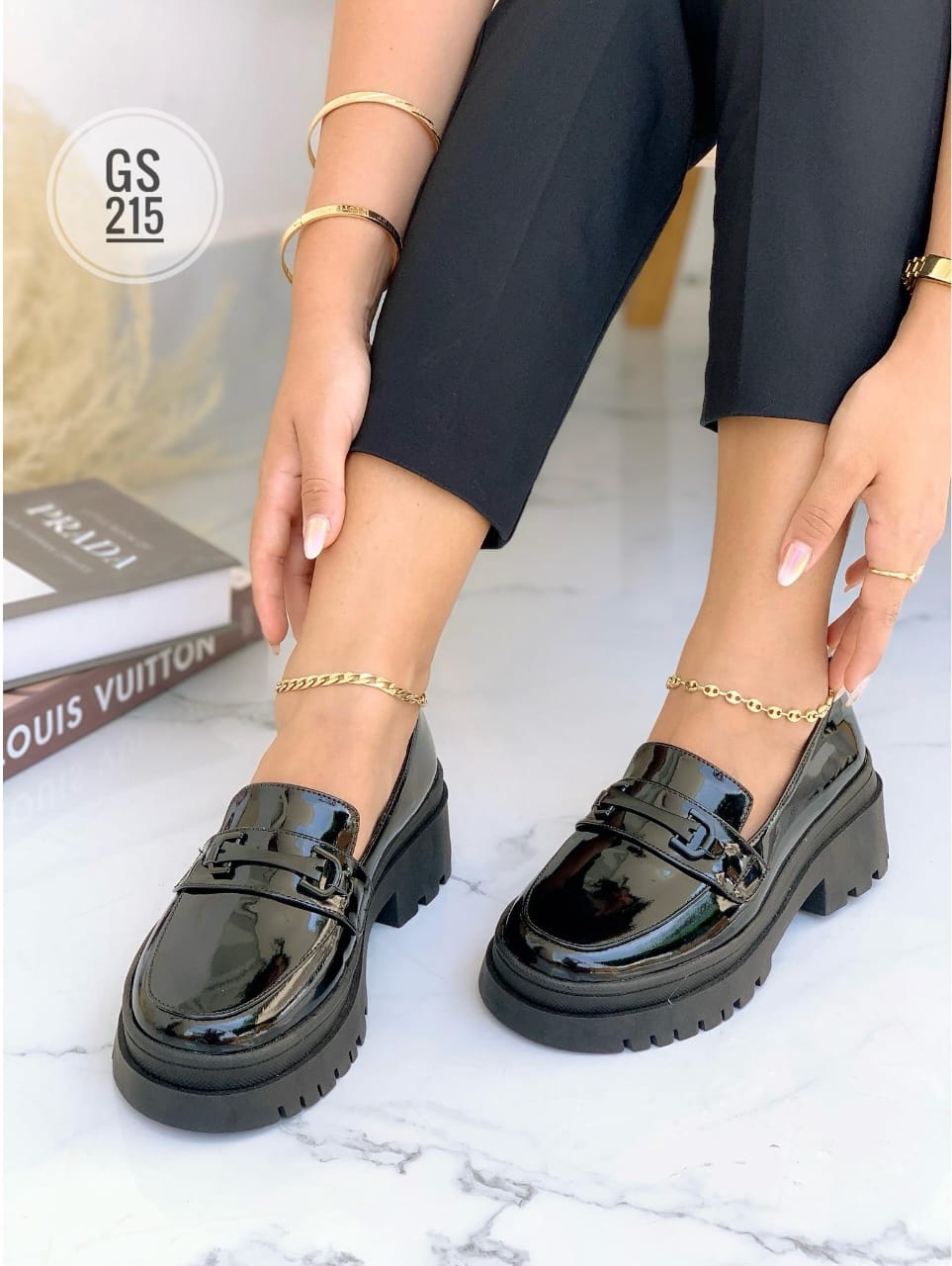Camina con estilo y comodidad: los mocasines perfectos para cualquier ocasión